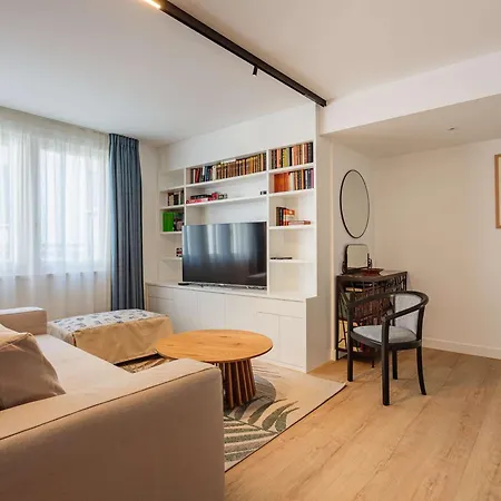 Apartment Renove Au Centre-ville Avec Parking, Proche Plage Et Commerces - Fr-1-4-698 Saint-Jean-de-Luz