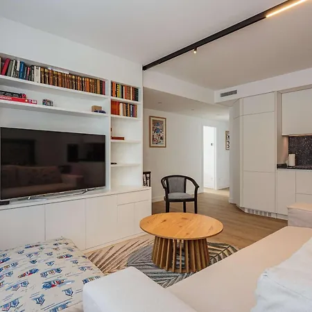 Renove Au Centre-ville Avec Parking, Proche Plage Et Commerces - Fr-1-4-698 Apartment